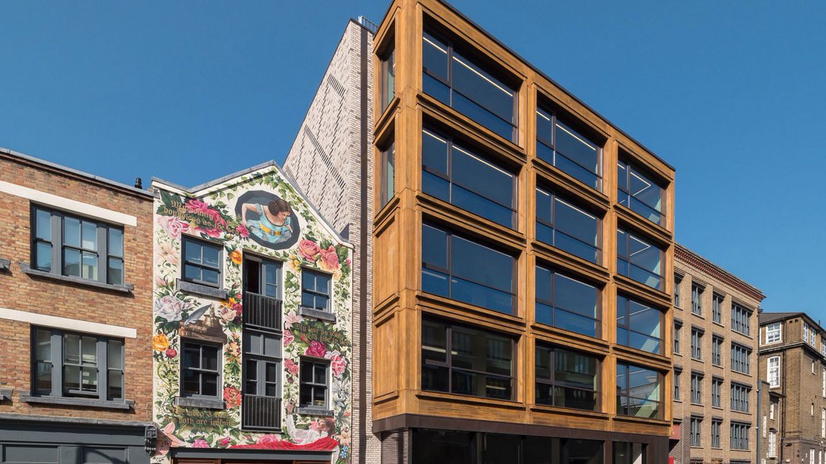 Site of Shakespeare's first theatre in New Inn Broadway, London brought back to life; The Box by @GallusStudio with exhibition space and offices features an innovative and stylish façade by <a href="/StructuraUK/">Structura UK Ltd</a> combining curtain walling with Accoya wood panels  
bit.ly/391N4ok