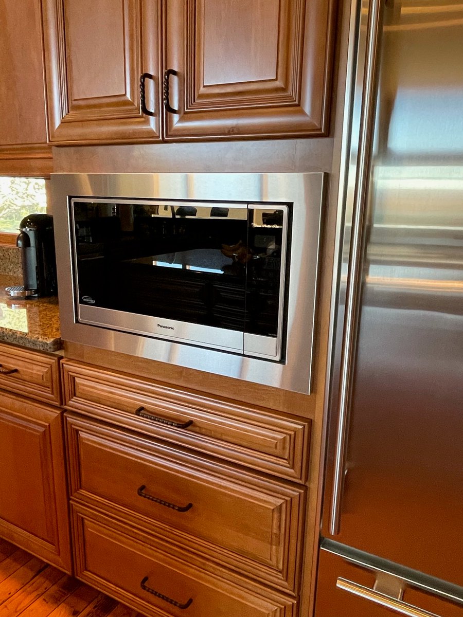 30" custom trim kit for a Panasonic microwave, model # NN-SE985S

trimkitsusa.com