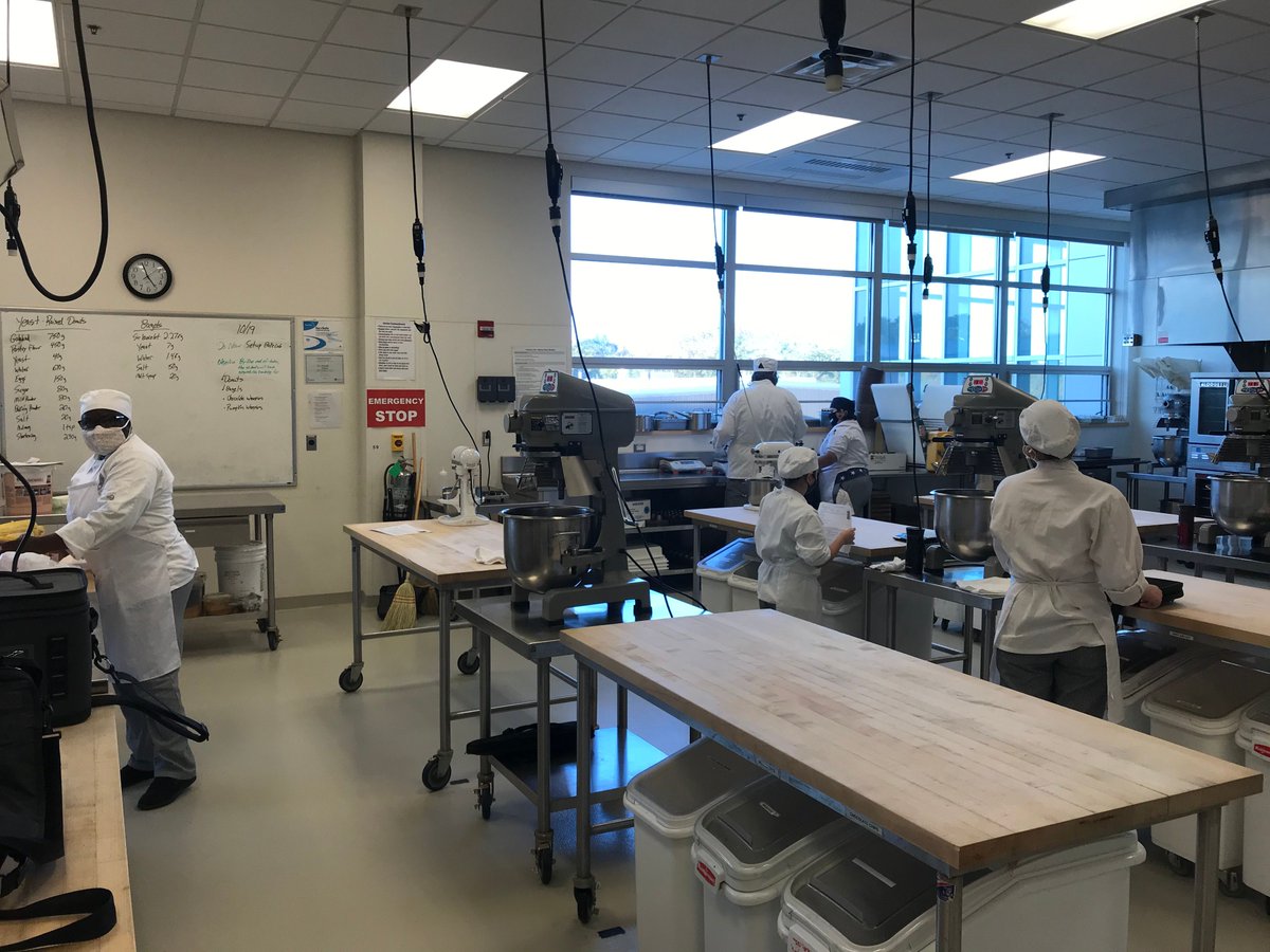 EssexNorthShore's tweet photo. Collaboration is the key to success! We are proud to be partnering once again with North Shore Shore Community College - this time for their Culinary Program!
#CareerTraining #PostSecondary #NeighborsAndPartners #WePutTheNorthShoreToWork! #CareerTechEd #HawkTalk #ENSATS https://t.co/32oSN96TuX