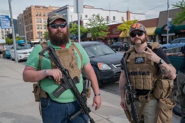 B̤̿it̺̕B͓̚ur͍̒neȑ🔥k33p !7 m0v!n tweet media