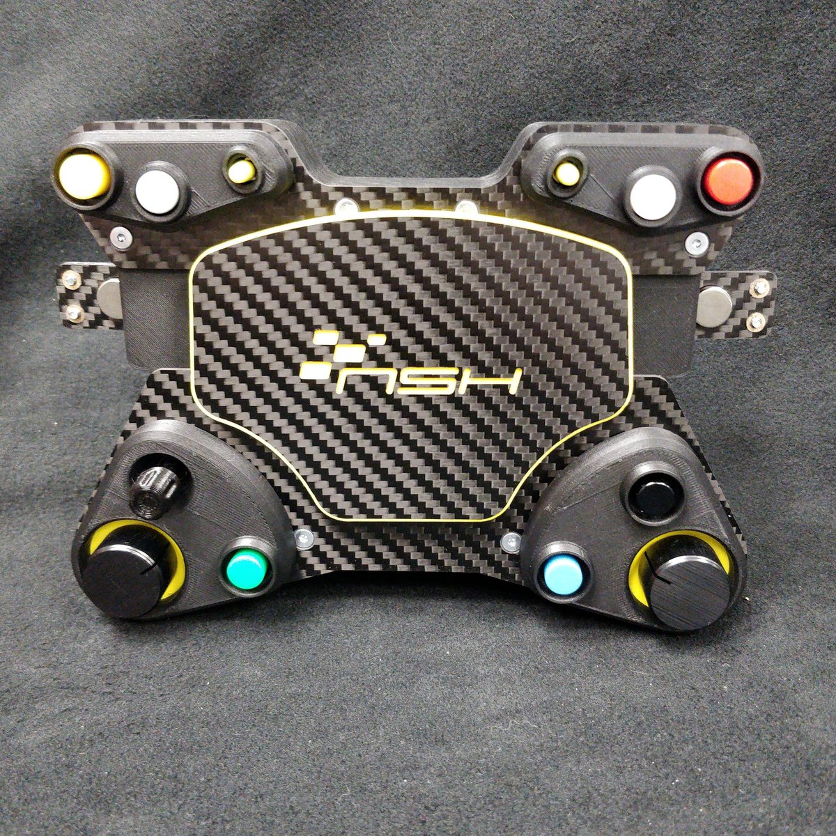 #NSH_Racing #Simracing #hub on the way  for an happy #Simracer #esport #eSports #GTE Stay tuned for #BlackFriday2020