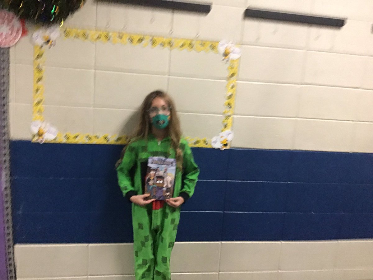 kwallaceles's tweet photo. Book Character Day!!! Everyone did an awesome job!!! @MsMondesirSTEAM @Reading_Liberty @Ckanderson_LCSS @jlee_les https://t.co/1W1KsXYdy9