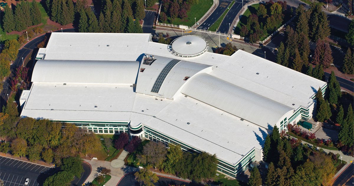 EverestSysCo's tweet photo. Freezing weather causes water-based #roofcoatings to fail. Silkoxy is a great alternative because it can be applied in much colder temperatures. #commercialroofing #coatingstechnology

Check out our product line here: https://t.co/4iflvv96oN https://t.co/XlfAxuNPOA