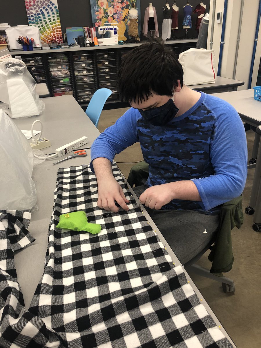 JRisdal24's tweet photo. We are making pajama pants here in the fashion pathway at the @SCCareerAcademy!✂️
@siouxcityschool @WHS_Activities @SiouxCityNorth @BlackRaidersEHS #CTE #TeachFCS #FASHIONCTE #IowaDepartmentOfEducation https://t.co/Aw1fheTIuJ