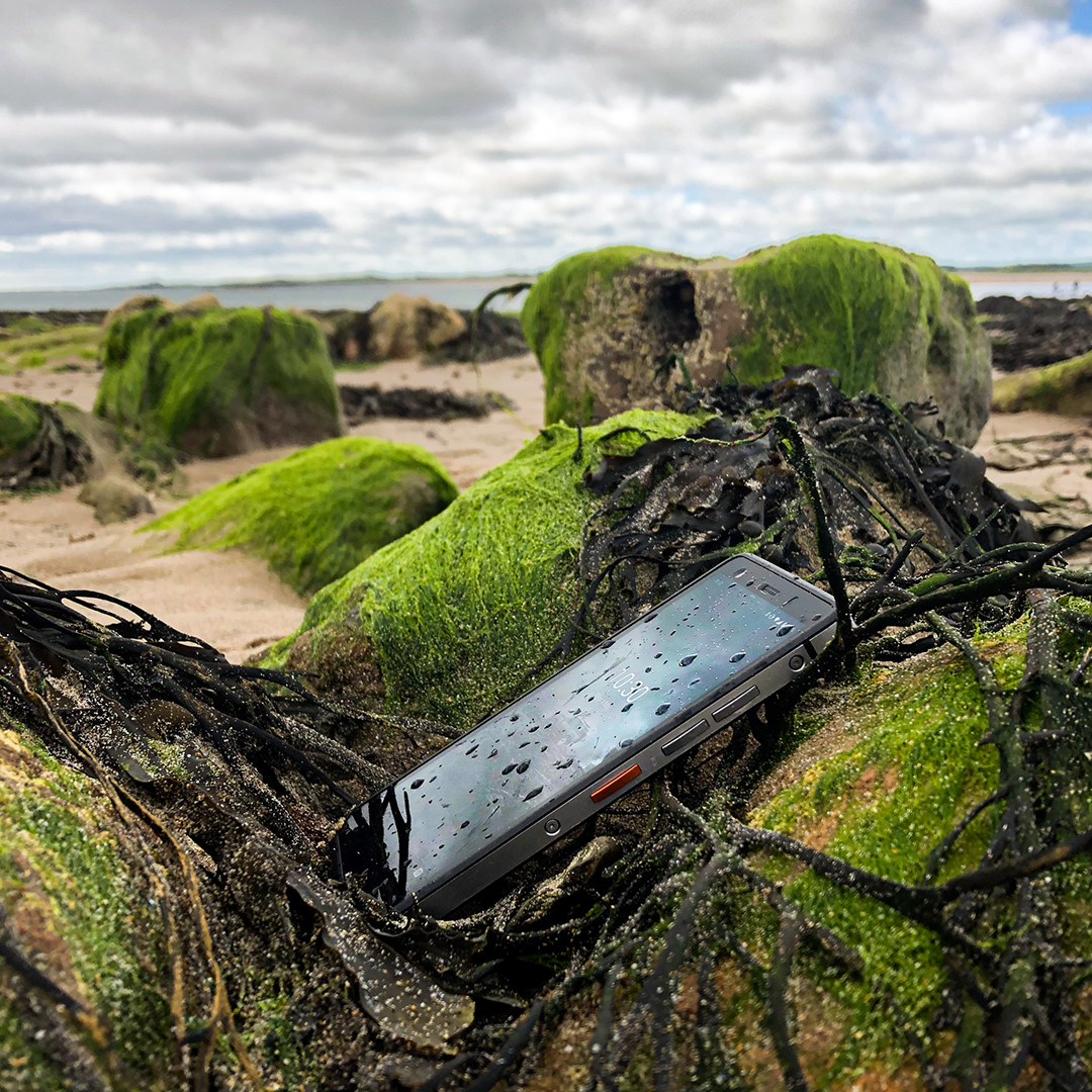 LandRoverExplor's tweet photo. The Land Rover Explore R can be controlled with wet fingers or with gloves on so it is the perfect device for days at the beach. Whether you brave the water or not!

 #ExploreMore #Forthejourney https://t.co/WltG4fLuaB