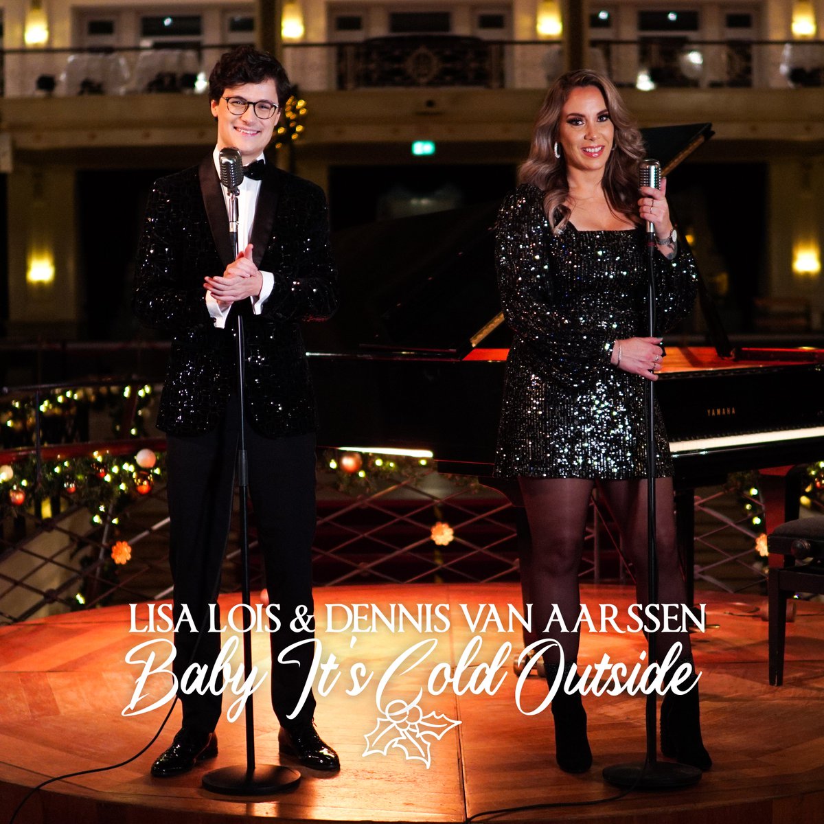 devotedmgmt's tweet photo. .@LisaLois en Dennis van Aarssen bundelen hun muzikale krachten en luiden het kerstseizoen in met 'Baby, It's Cold Outside'. Vanaf vandaag te streamen en te downloaden.✨🎄 #christmas #xmas #babyitscoldoutside https://t.co/6LKWaplDCr https://t.co/gbOlDXT1vz