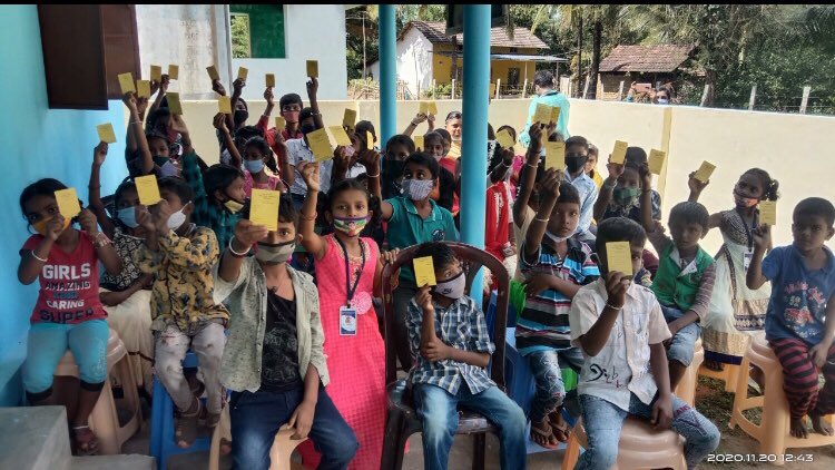 readingkafka's tweet image. These kids are so excited to have their own library cards... Heartwarming. Nagalapura gram panchayat, Chikmaglur. 
#OduvaBelaku 
#rurallibraries 
#readingtolearn