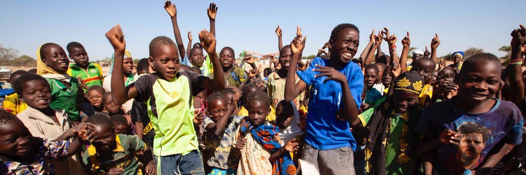 AFEEJ Burkina (@afeej1) on Twitter photo Cela fait 30 ans que le #BurkinaFaso a ratifié la convention des droits des enfants et s’est engagé à respecter le droit de chaque enfant à: la sécurité, la protection, la santé, l’éducation, au droit à l’Eau l’hygiène et l’assainissement.
#Journéemondialedelenfance
<a href="/NinaFatym/">KONE F Nina</a> Cela fait 30 ans que le #BurkinaFaso a ratifié la convention des droits des enfants et s’est engagé à respecter le droit de chaque enfant à: la sécurité, la protection, la santé, l’éducation, au droit à l’Eau l’hygiène et l’assainissement.
#Journéemondialedelenfance
<a href="/NinaFatym/">KONE F Nina</a>
