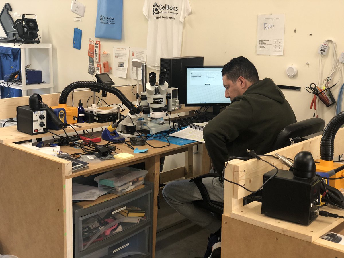 CellBotics's tweet photo. Students of our IPC Micro Soldering Course taking their IPC certification test is class as required by IPC. @cellbotics #cellbotics #cellphonerepairtraining #microsolderingtraining https://t.co/GEWYXc3ATo