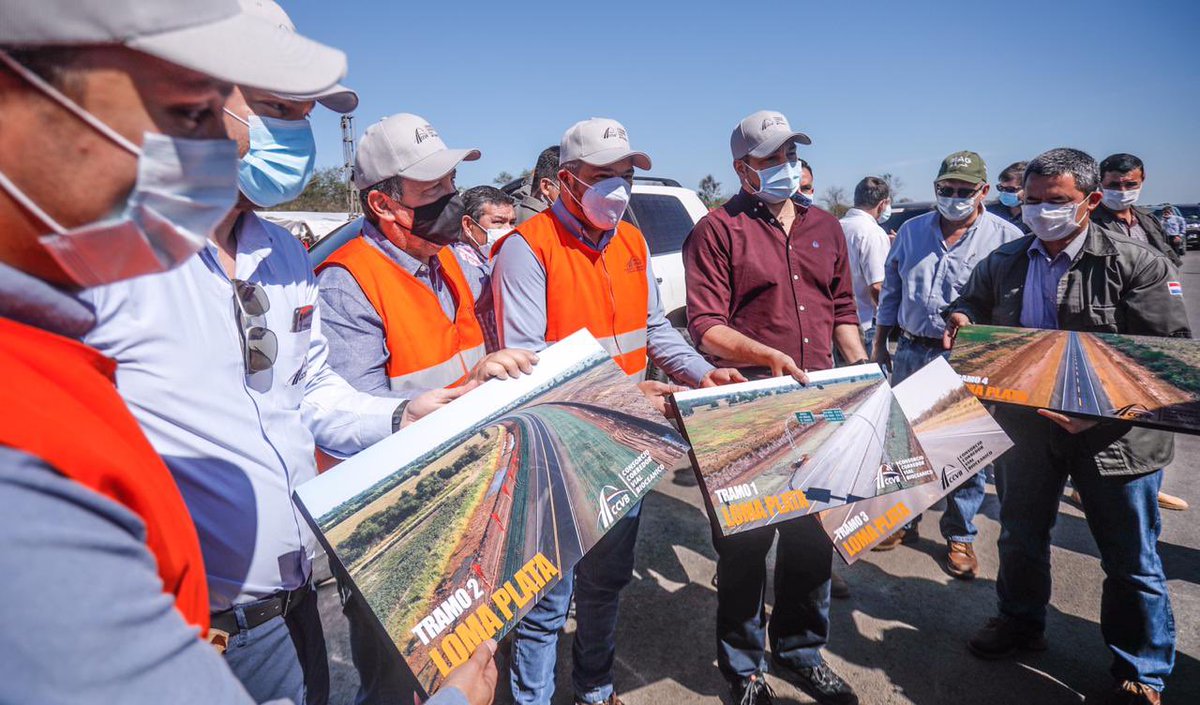 PresidenciaPy's tweet photo. 📍🇵🇾 Loma Plata, #Chaco:El Presidente de la República @MaritoAbdo inauguró el Sub Tramo 5 de la #RutaBioceánica, que ya alcanzó 120 km de los 277 km previstos. https://t.co/0GI1ITOJe5