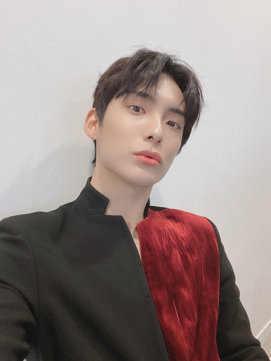 official_ACE7's tweet photo. [#에이스_준]
으하 오늘 재밌었어요❤️
초이스 날 추우니까 감기 조심하구!
일찍 일찍 들어가요 🤦‍♂️💕
#ACE #에이스 #CHOICE #초이스 https://t.co/Yny14zxQOk