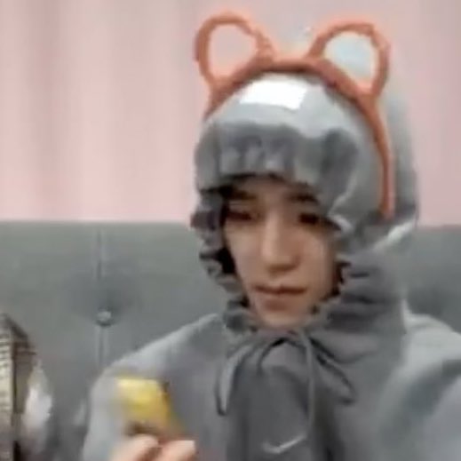 นึกถึงใครไม่ได้นอกจาก 555555555555555555