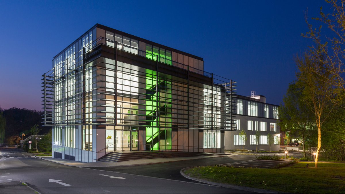 A big welcome to the team from <a href="/BrayFoxSmith/">Bray Fox Smith</a> who are now working with <a href="/OneSpringfieldD/">OneSpringfieldDrive, Leatherhead Office Park</a> to secure tenants for the remaining floors. We have some amazing high quality modern office space available immediately from 3,100 to 20,693 sq. ft. <a href="/BrayFoxSmith/">Bray Fox Smith</a> <a href="/Hurst_Warne/">Hurst Warne</a> #officetolet