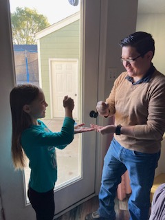 OrchardFarmElem's tweet photo. Habits at Home night 4 was Think Win-Win!  Our families participated with choices of a rock paper scissors contest or to write compliments to the people in your family and discuss how you felt afterwards!  Great work OFES! 
 #ofesleads #tlim #ofarmpride https://t.co/39igunWhRN