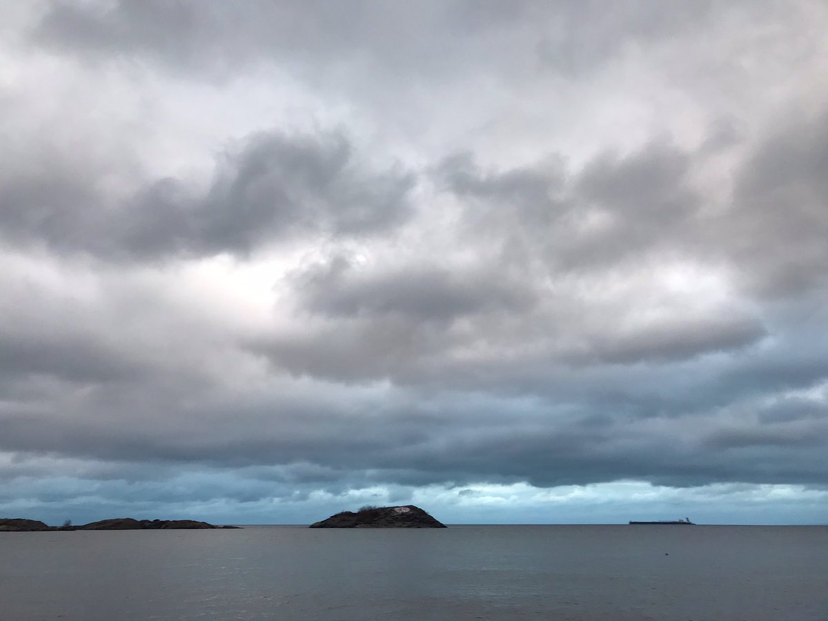 Sunrise 690. Things are more likely to change than to stay the same. &ndash; bei  Picnic Rocks Park