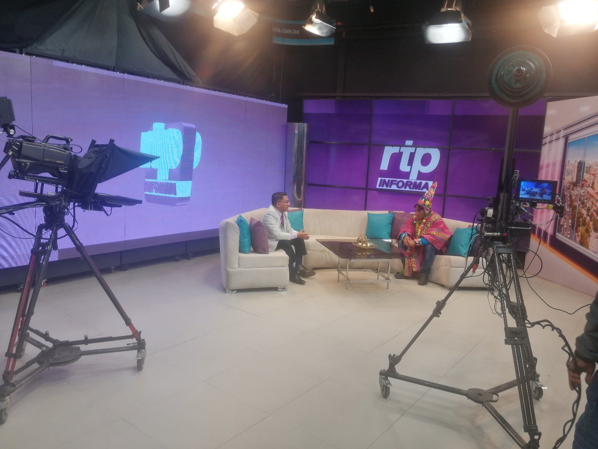 VCMdesco's tweet photo. Hoy 20 de noviembre, el Viceministro Pelagio Condori, realizó una entrevista en @rtp_bolivia, en la cual explicó las actividades planificadas del Viceministerio de Descolonización a partir de la restauración del Ministerio de Culturas, Descolonización y Despatriarcalización. https://t.co/eGmCGIbcUs