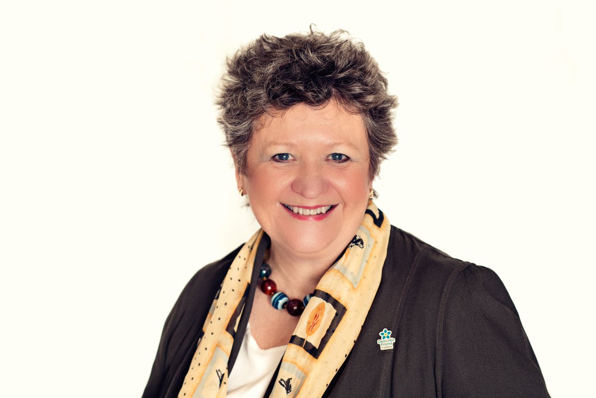 ELRAgeSpeaks's tweet photo. Meet #AlisonHesketh Founder of #TimeFinders who is @MervChangeAGEnt guest on our latest @ELRAgeSpeaks show @EastLondonRadio. Alison's hour long conversation is relaxed, informative & delightful as are her music choices. What a star. What a show. https://t.co/t98rBDeIfI