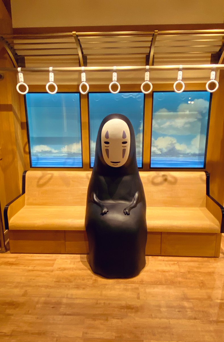 鷹取 諒 ニノクロ 鯖 カオナシ あっ いいな きめつのやいばは かっこいいし にんきだし おなじむかしながらのでんしゃなのに ぼくのとなりはだれもすわらない さみしいな あっ あっ