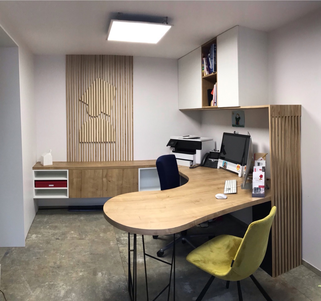 Like a Boss 👑
On se la joue corpo avec un habillage sur mesure pour la <a href="/DameDECO1/">Dame DECO</a> Un résultat à la hauteur de sa confiance 🥰

damedeco.be