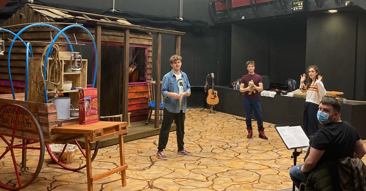 _TheGarage's tweet photo. It's been a busy day for the cast of #MyFirstPanto #GoldilocksandtheThreeBears. Rehearsals, rehearsals, rehearsals plus a visit from @BBCNorfolk's Wally Webb early today followed by a chat with @futureradio around 4.20pm today. https://t.co/9Bcip9X8Pb