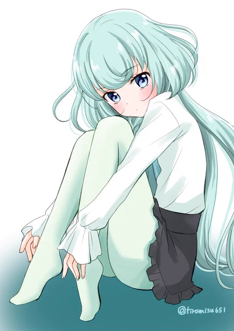 同じようなポーズしかなかった
#いいふとももの日 