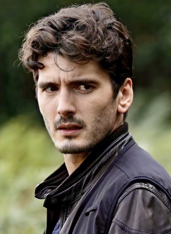 palomajuanes's tweet photo. Hoy,ESTRENO de #HilKanpaiak #CampanadasAMuerto ,la última película d Imanol Rayo,coprotagonizada por #YonGonzalez y q ya presentamos en #NuevosDirectores dl pasado @sansebastianfes y aquí os dejamos todos los cines en la q podréis verla. @Abraprod @lauraolaizola #CulturaSegura 👏 https://t.co/CyRiZoB3rF