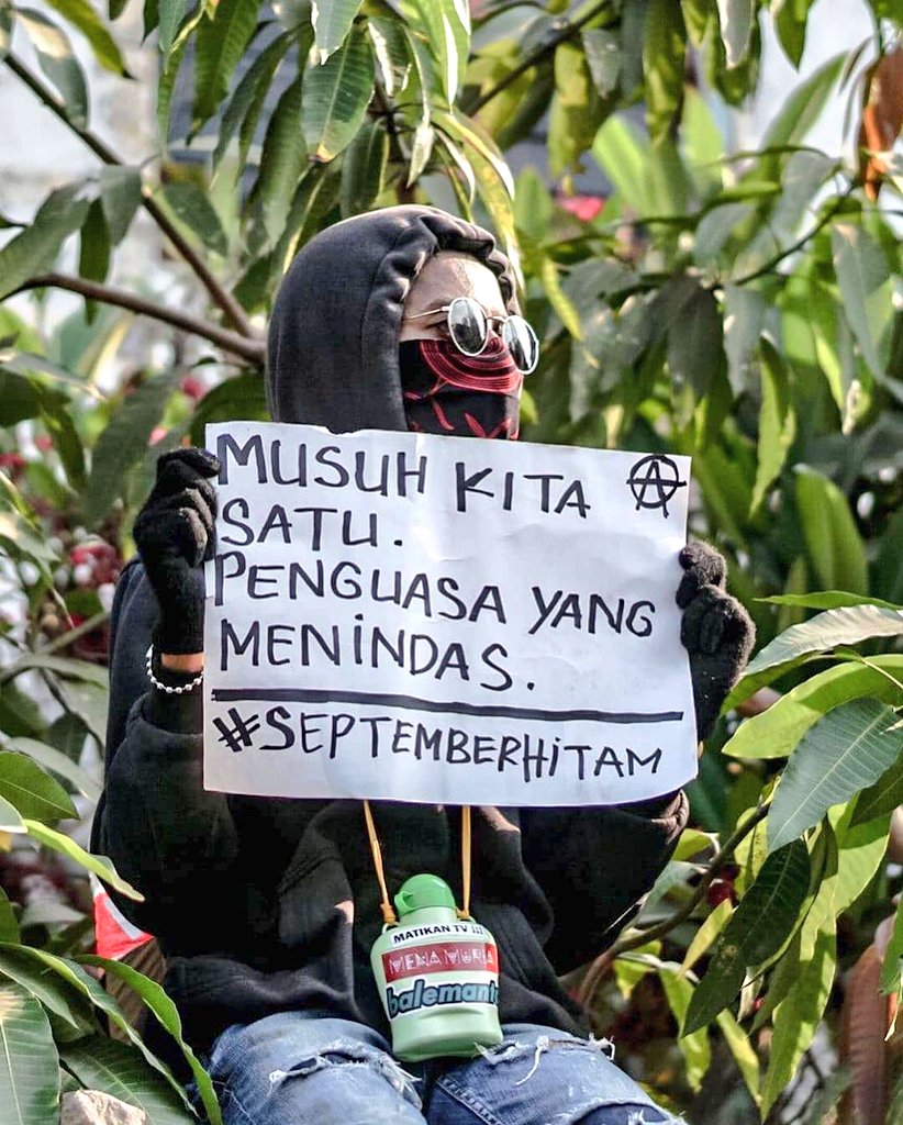 SiTemonLove62's tweet photo. @dumelan2 Ini jg akun bangkit dr kematian.
Yang penting semangat.
Jangan lupa selalu interaksi dgn teman2 yg sebarisan, biar makin solid.
#SaveAkalSehat
#RakyatPercayaHRS https://t.co/JaKJgOy7jC