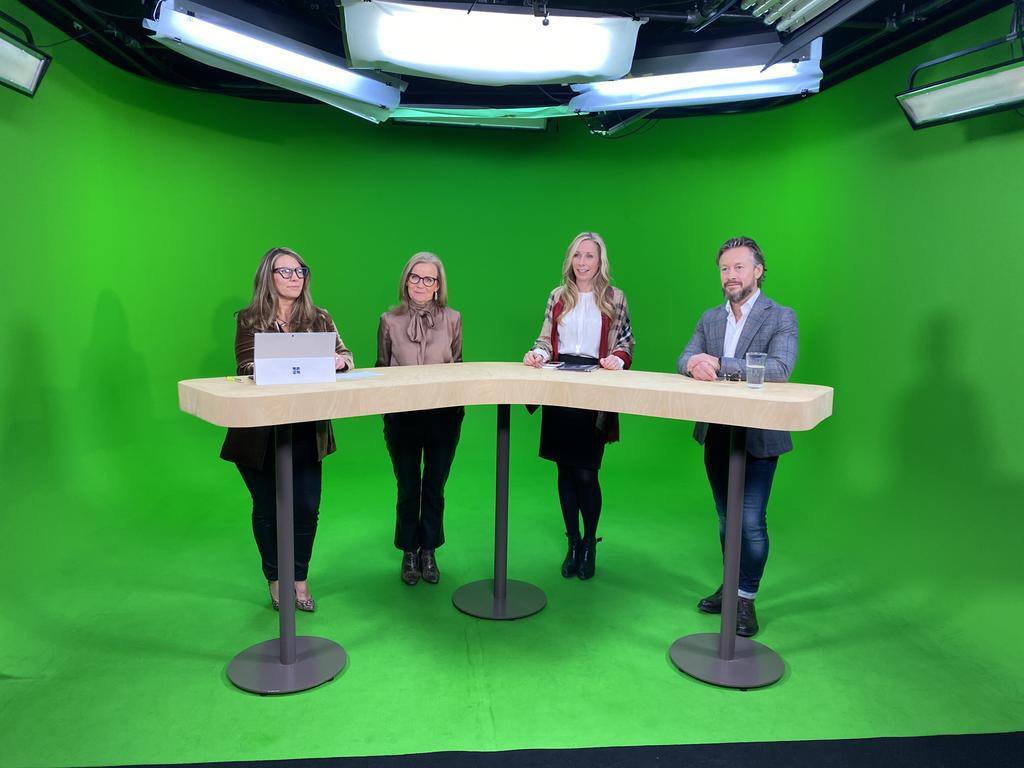 Such a pleasure to work with and learn from real pros ! Great to join @Sigma_ITGroup #inspirationday. Debating our new hybrid worklife and how we keep making tomorrow better . Thanks ! <a href="/BeatriceSilow/">Beatrice Silow</a> <a href="/larskry/">Lars Kry</a> @susanneerkenmark <a href="/pernillabonde/">Pernilla Bonde</a> <a href="/MicrosoftSE/">Microsoft Sverige</a> #nyamöjligheter