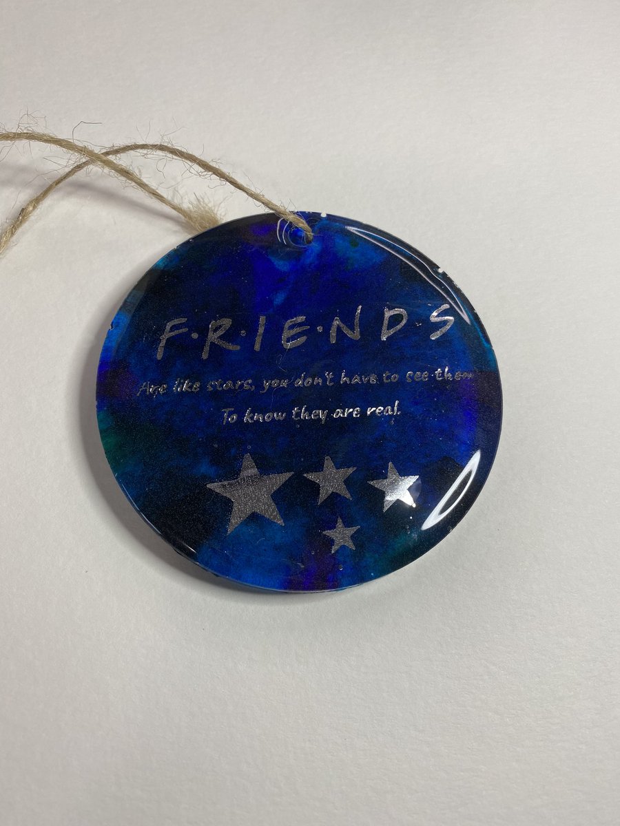 WorldResin's tweet photo. @Patrici85615067 I’m doing custom Christmas ornaments! Buy 2 get the 3rd on free and free shipping Canada and discounted shipping internationally 

https://t.co/TNvbvkCehu https://t.co/ziAqJ3Wttv