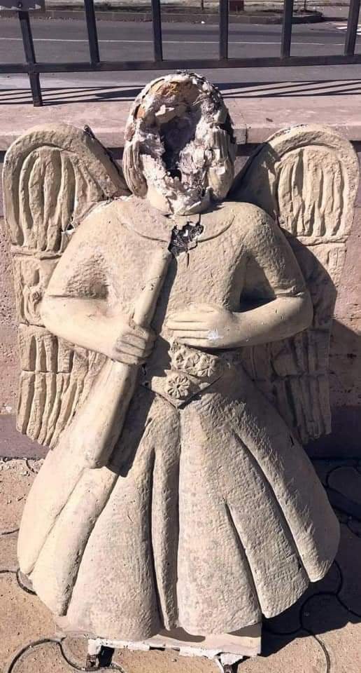 mfankr's tweet photo. Foreign Minister of the Republic of #Artsakh Masis Mayilian sent a letter to @UNESCO Director-General @AAzoulay  regarding facts of desecration and acts of vandalism committed by Azerbaijani side against Armenian historical, religious &amp; cultural monuments.
https://t.co/wUmfB0d0Zk https://t.co/zPmblJYWkl