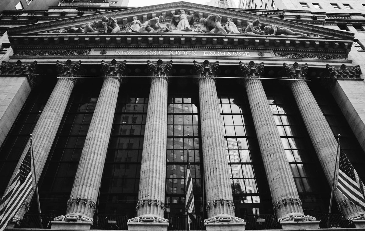 Real Estate Bosses @howto_live4free  @REMNTM  @AlbaumMichael  @JumpInRE  @JamesLomaxREITS  @Twonecannady Now that you have your Roof and your Rentals,Let’s hit the stock market withInvesting in the Markets!