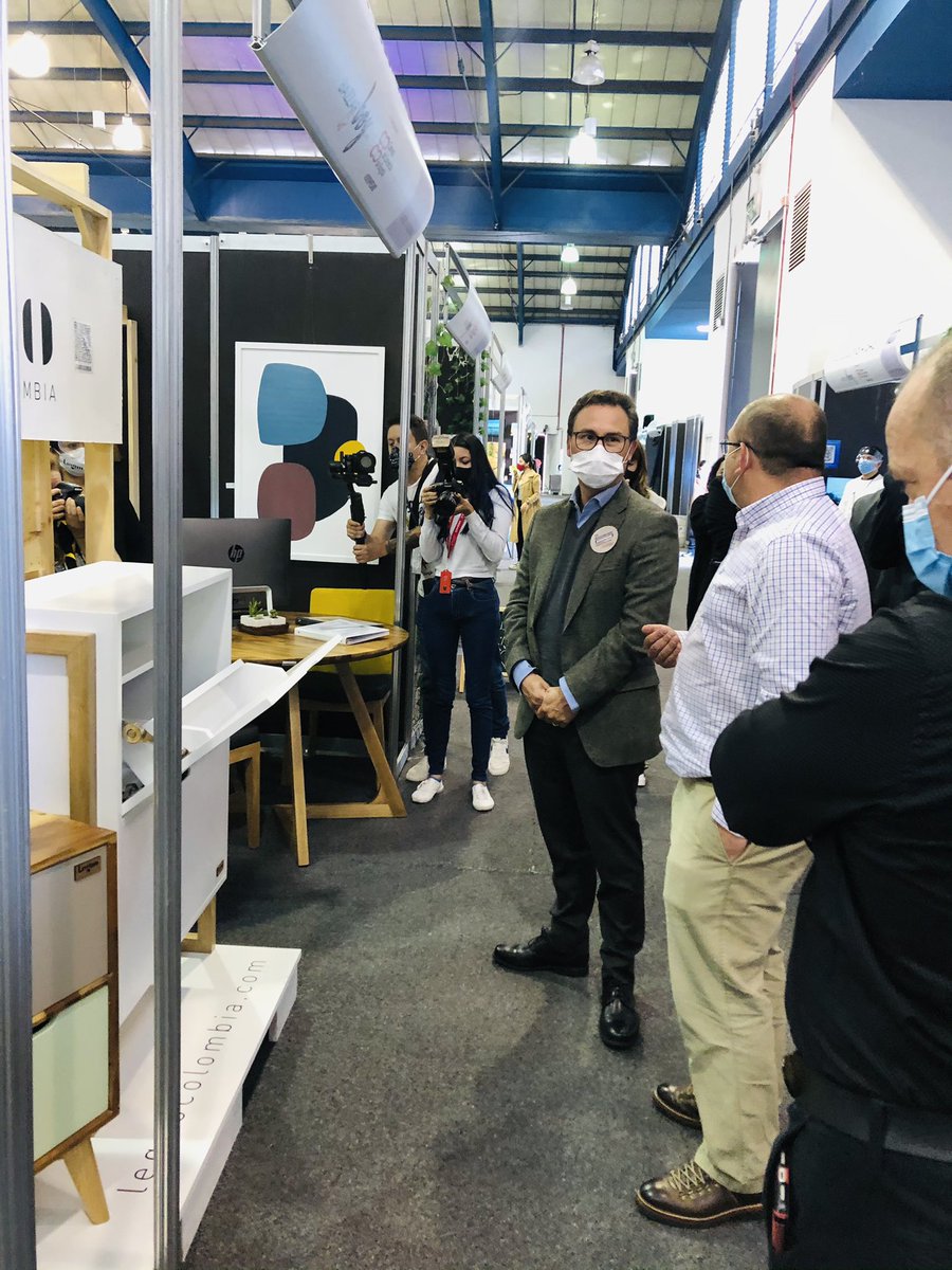 CorferiasBogota's tweet photo. #BazzarBog en la #FeriadelHogar es el reflejo de la reactivación económica de los empresarios que hacen parte de la @camaracomerbog. ¡Una iniciativa que nos une! https://t.co/zyw221Aw0b