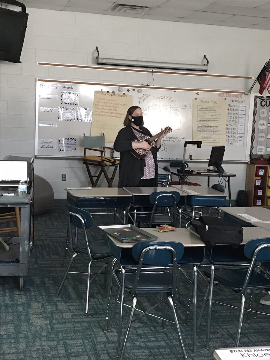MsDegree5's tweet photo. Thank you Ms. Fruend for the amazing music lesson today! https://t.co/HFYU4oBPk7