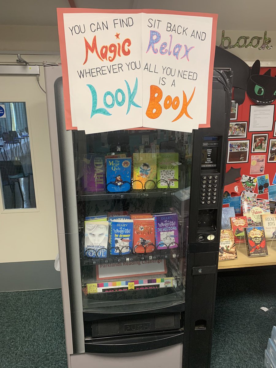 Ladies and Gentlemen, Boys and Girls fasten your seatbelts as live from the  #FunPalace on  #FundayFriday its  @ParklandsLeeds  #bestseatsinthehouse assembly. Prizes,  #vendingmachines, awards, drinks... XTables and lots of elbows, smiles and love. Enjoy the thread with  @ST3AMCo