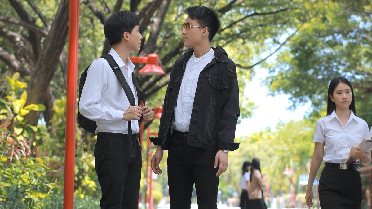 GMMTV's tweet photo. เราชื่อณะนะ ยินดีกับนายด้วยที่ได้รู้จักเรา
หืมมมมม อะไรของเค้าวะ55555

#ต้นหนชลธีEP2
#AISPLAYoriginal #GMMTV #GMM25 
@myktnw @Nneo_neos https://t.co/idOkM4RcxY