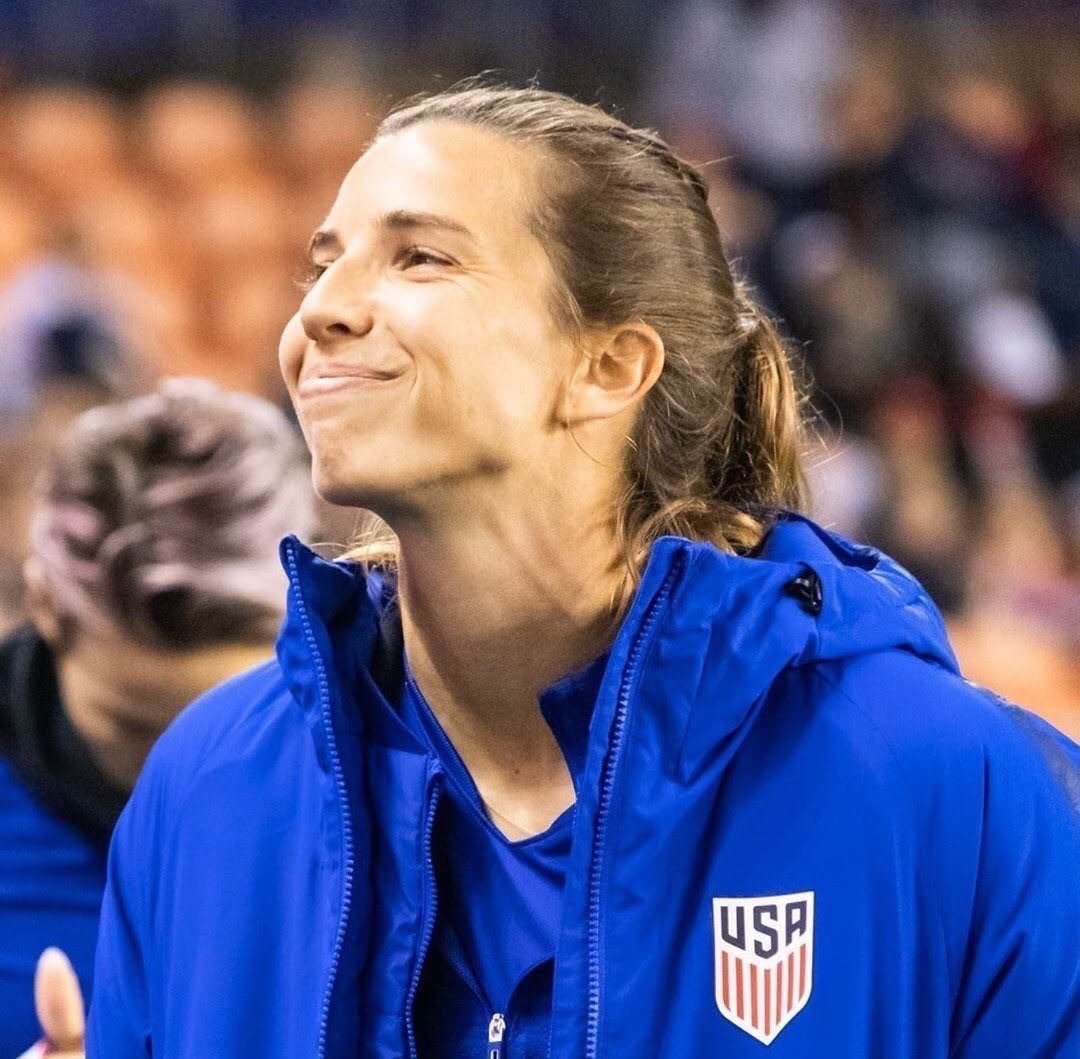 Tobin Heath's jawline; a thread