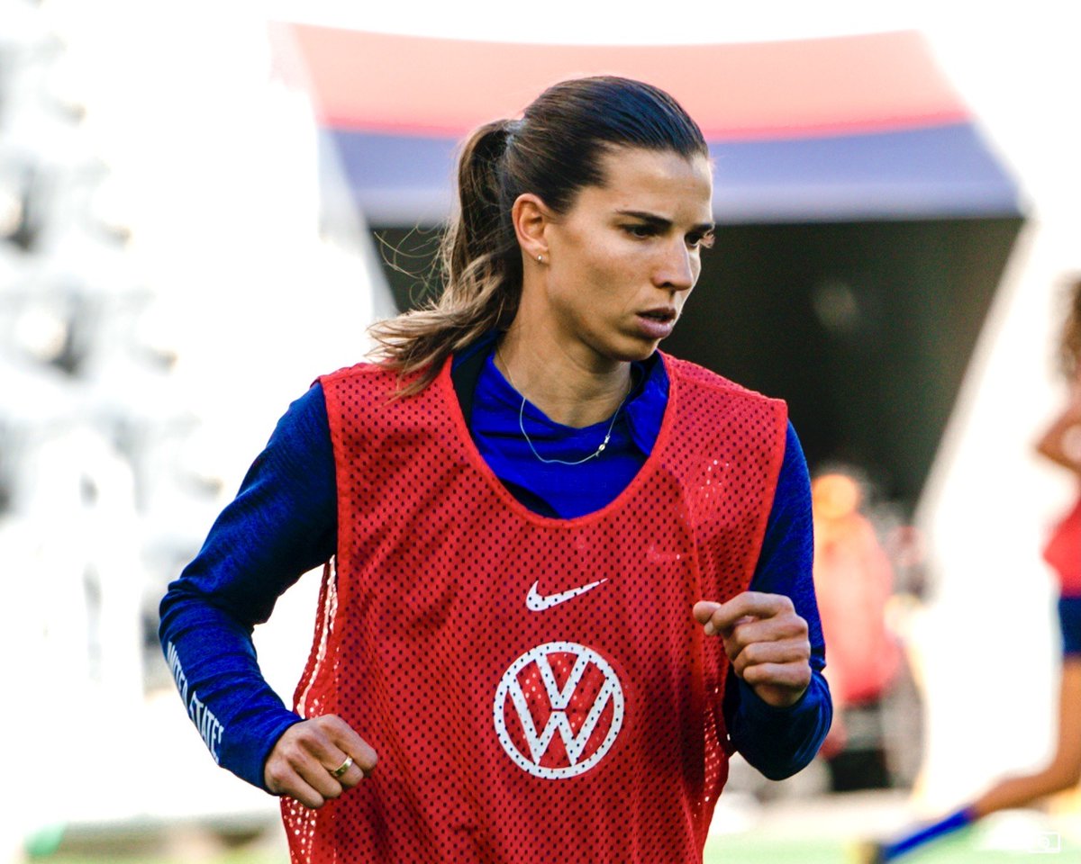Tobin Heath's jawline; a thread
