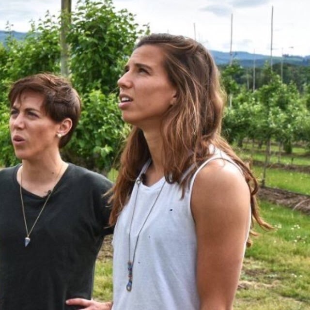 Tobin Heath's jawline; a thread
