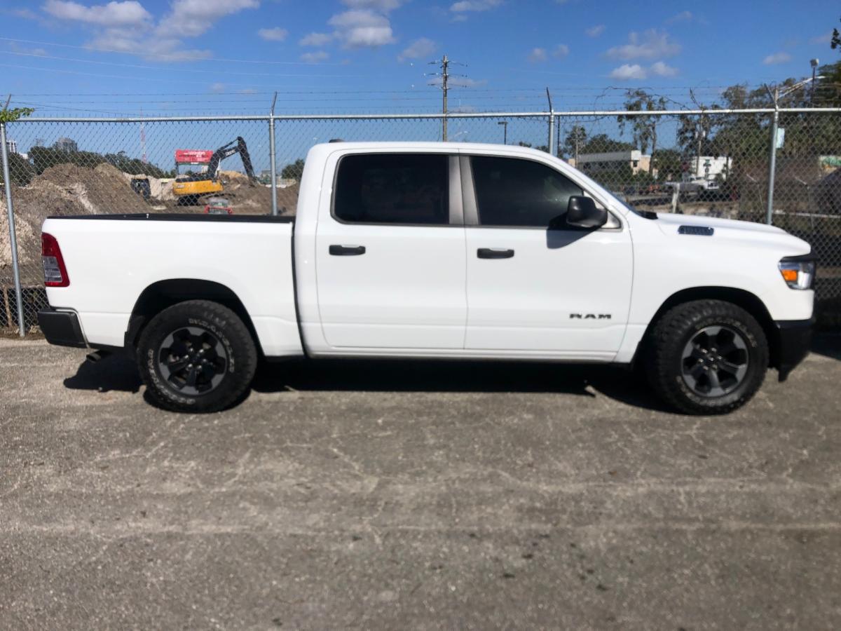 GTLeasing's tweet image. Year : 2019 
Make : Ram 
Model : 1500 V8
Options : Crew Cab, Tradesman, 
Miles : 47k miles
$29,650 plus tax/tag
Call 904-398-5000 for further details
GTLeasing.com 
#jacksonville #florida #GTLeasing #truckleasing #CommericalLeasing #NorthEastFlorida #Ram1500
