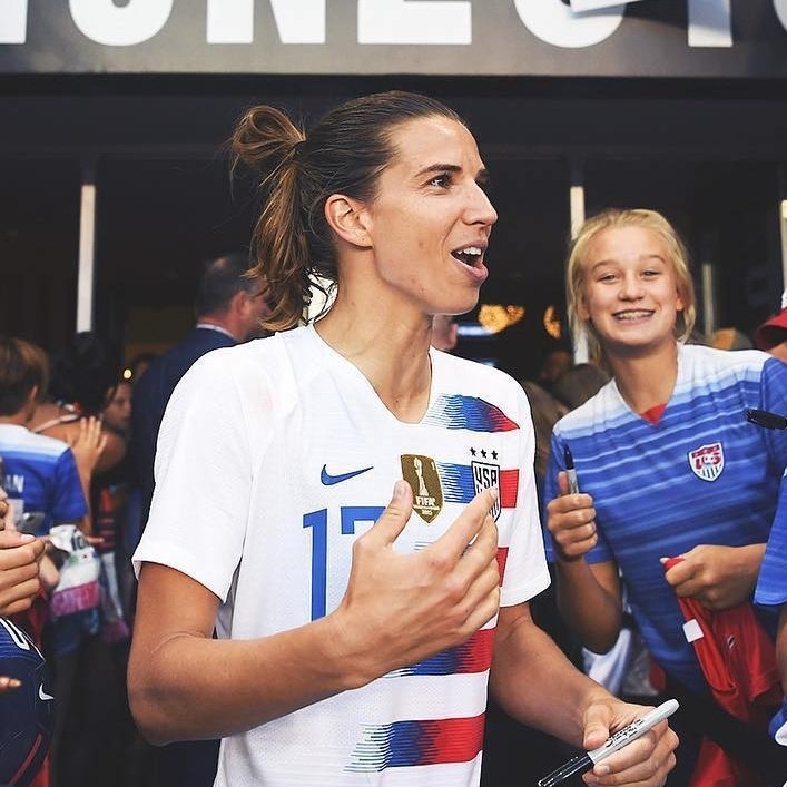 Tobin Heath's jawline; a thread