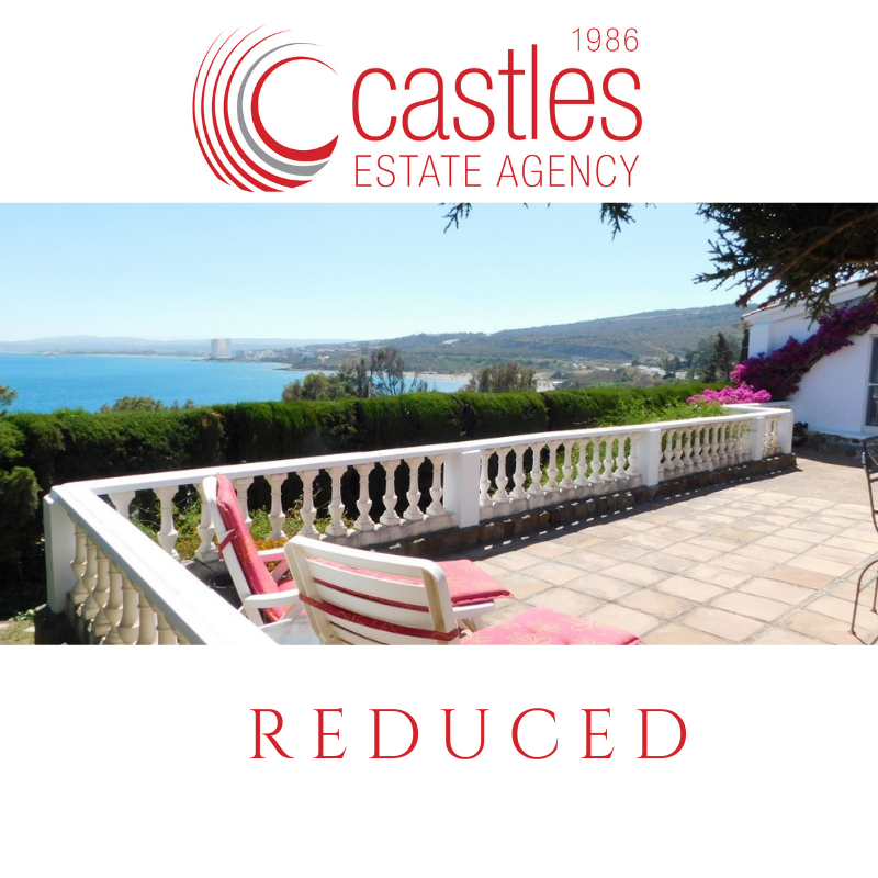 CastlesSC's tweet image. We are pleased to offer for sale this a spacious detached villa in Punta Chullera with some spectacular views of the sea, Gibraltar and the North African coastline for sale.
castlesestateagency.com/property/villa…