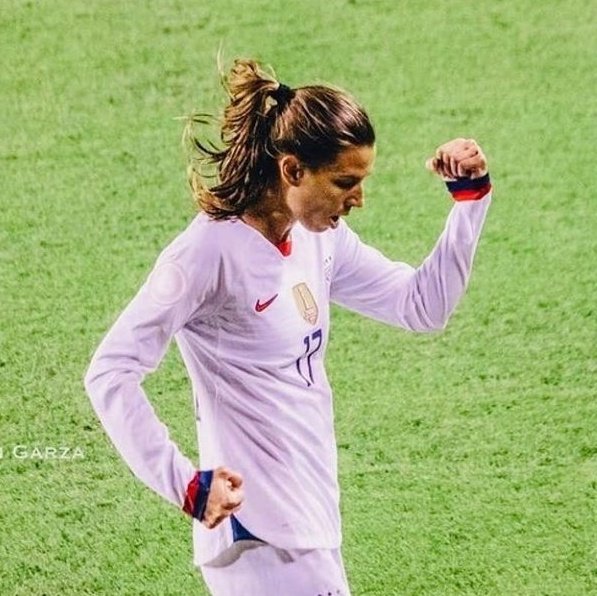 Tobin Heath's jawline; a thread