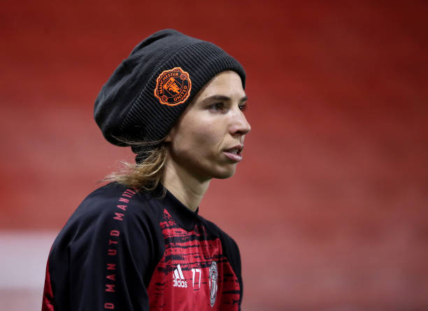 Tobin Heath's jawline; a thread