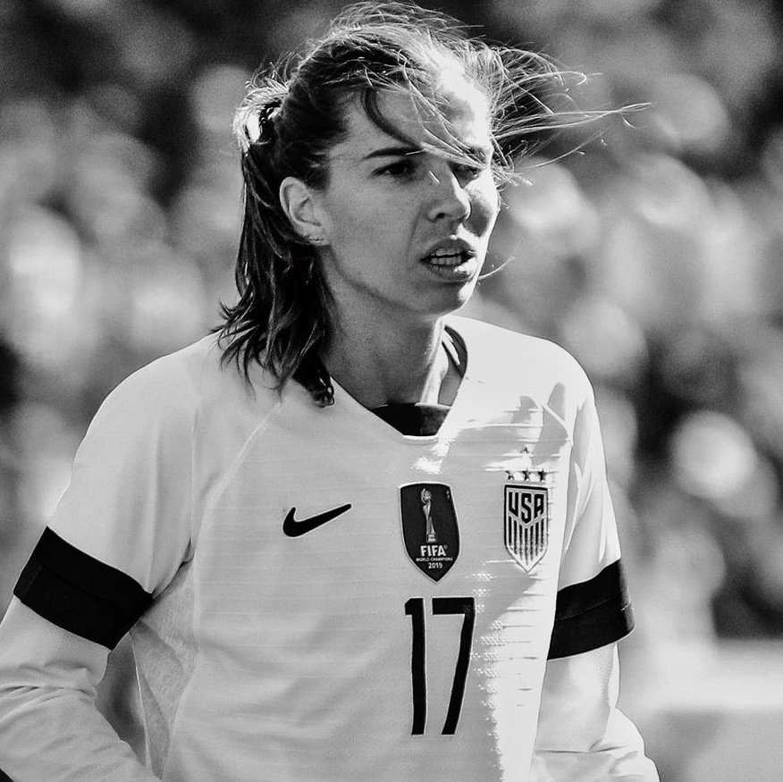 Tobin Heath's jawline; a thread