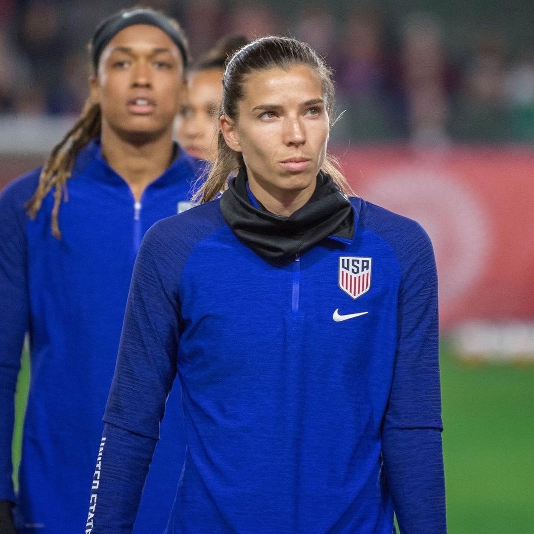 Tobin Heath's jawline; a thread