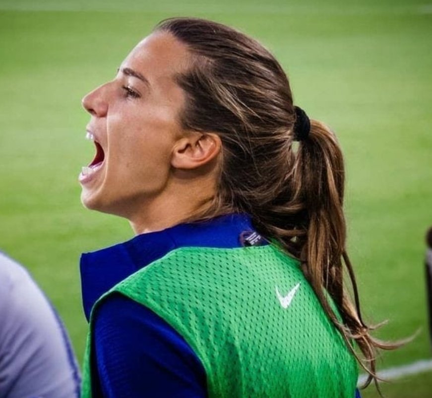 Tobin Heath's jawline; a thread