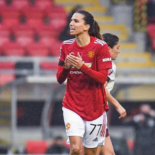 Tobin Heath's jawline; a thread