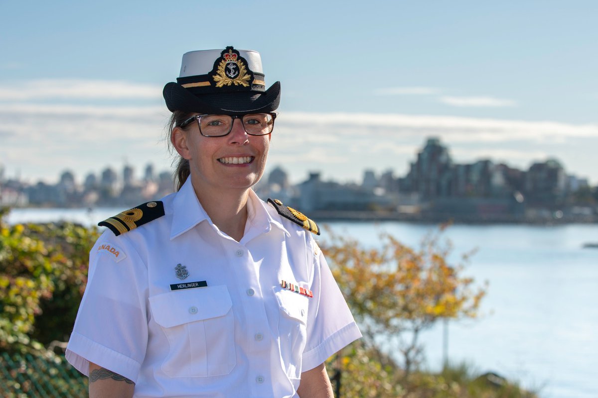 Royal Canadian Navy tweet media