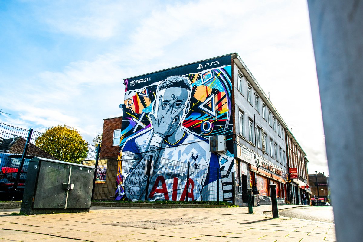 📍 Liverpool
📍 London
📍 Manchester

The next generation is here 🔥😍

See you on December 4th <a href="/PlayStationUK/">PlayStation UK</a> #WinAsOne