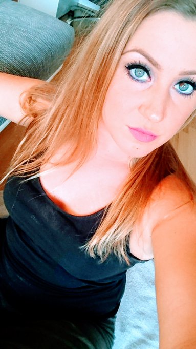 Hey S&uuml;&szlig;er lass uns geil in denn Freitag starten ;)   https://t.co/mOTREPaRXP  besuche mich auf meiner<a href="/tag/online"class="tags"><span>#online</span></a><a href="/tag/camgirl"class="tags"><span>#camgirl</span></a><a href="/tag/livecam"class="tags"><span>#livecam</span></a><a href="/tag/versaut"class="tags"><span>#versaut</span></a><a href="/tag/heiss"class="tags"><span>#heiss</span></a><a href="/tag/geil"class="tags"><span>#geil</span></a>